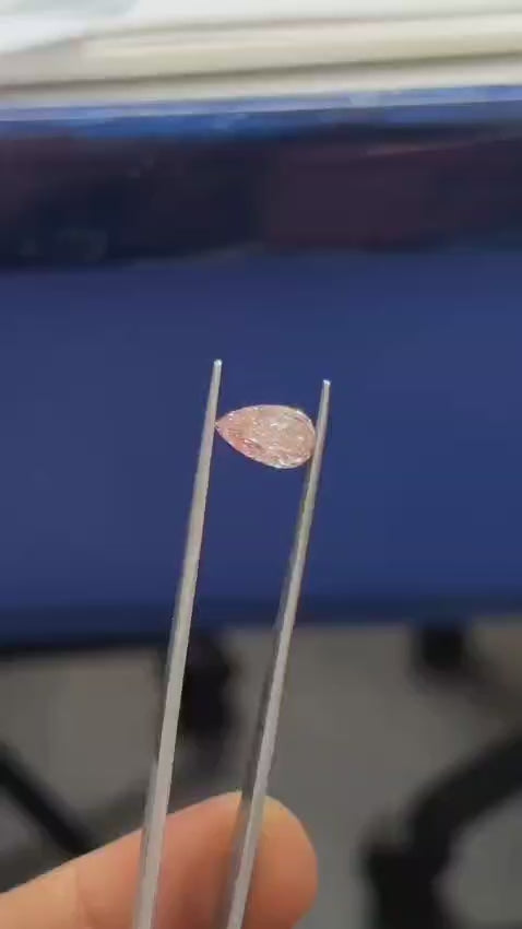 2.05ct Fancy intense pink Pear VS2