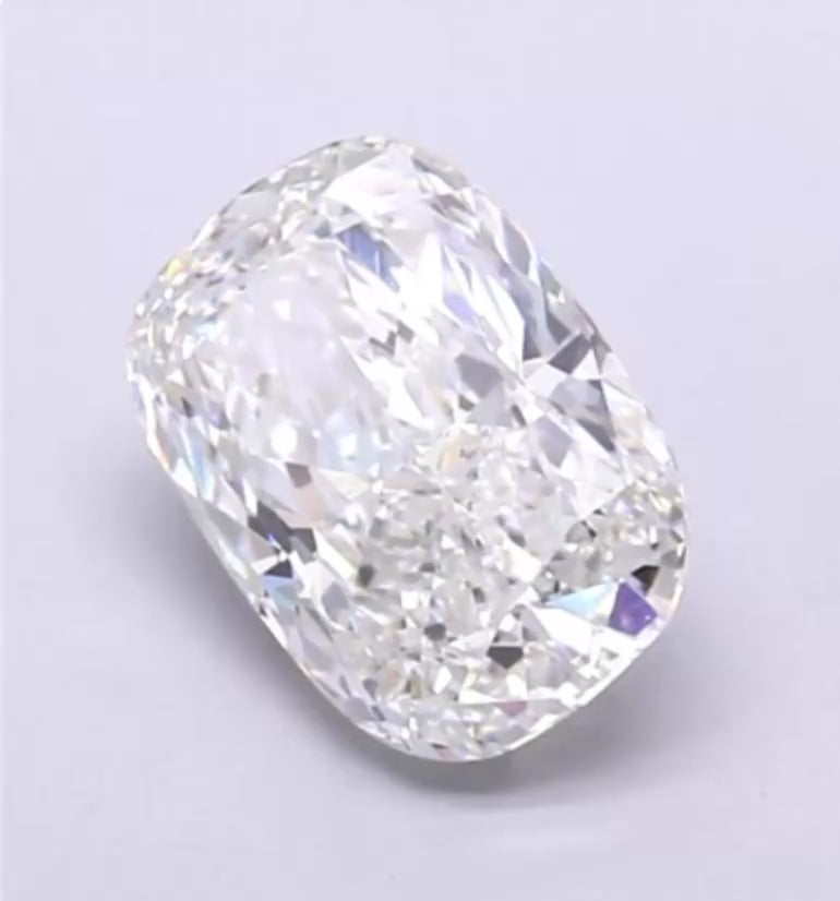 3.02ct Elongated cushion E VVS2